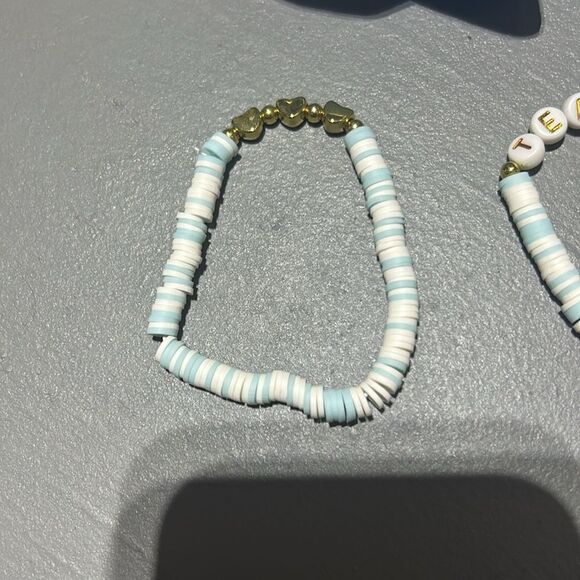 Team Bride Bracelet
Heart Bracelet 
Blue Scrunchie - Picture 2 of 3